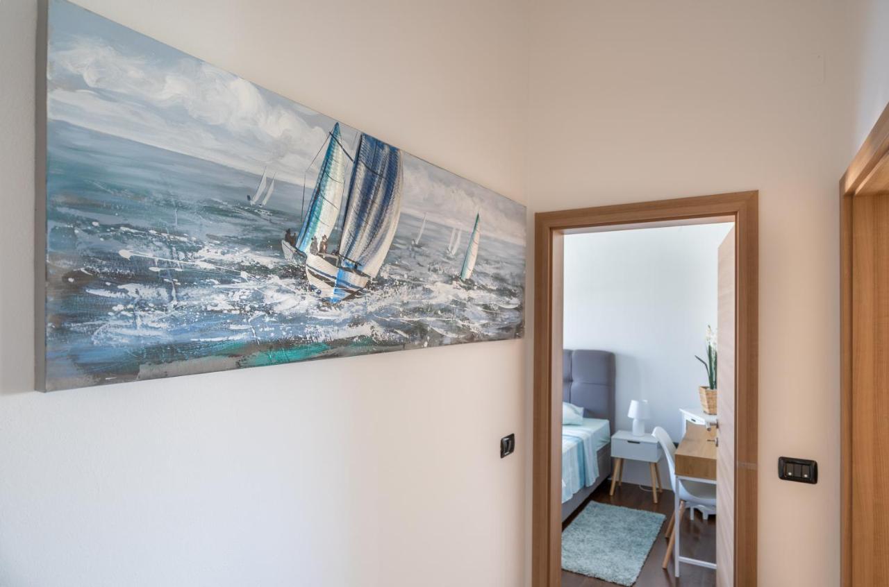 Penthouse Gea Apartment Premantura Exterior photo