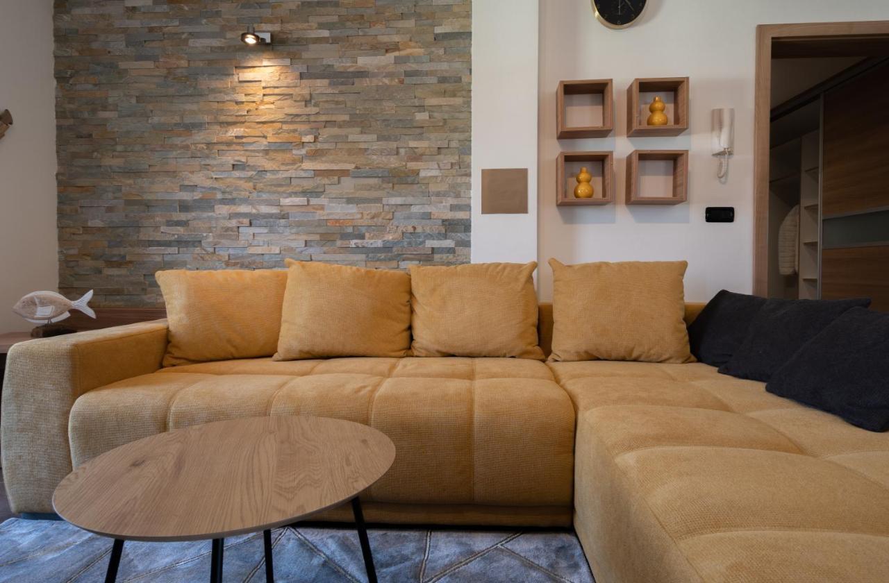Penthouse Gea Apartment Premantura Exterior photo