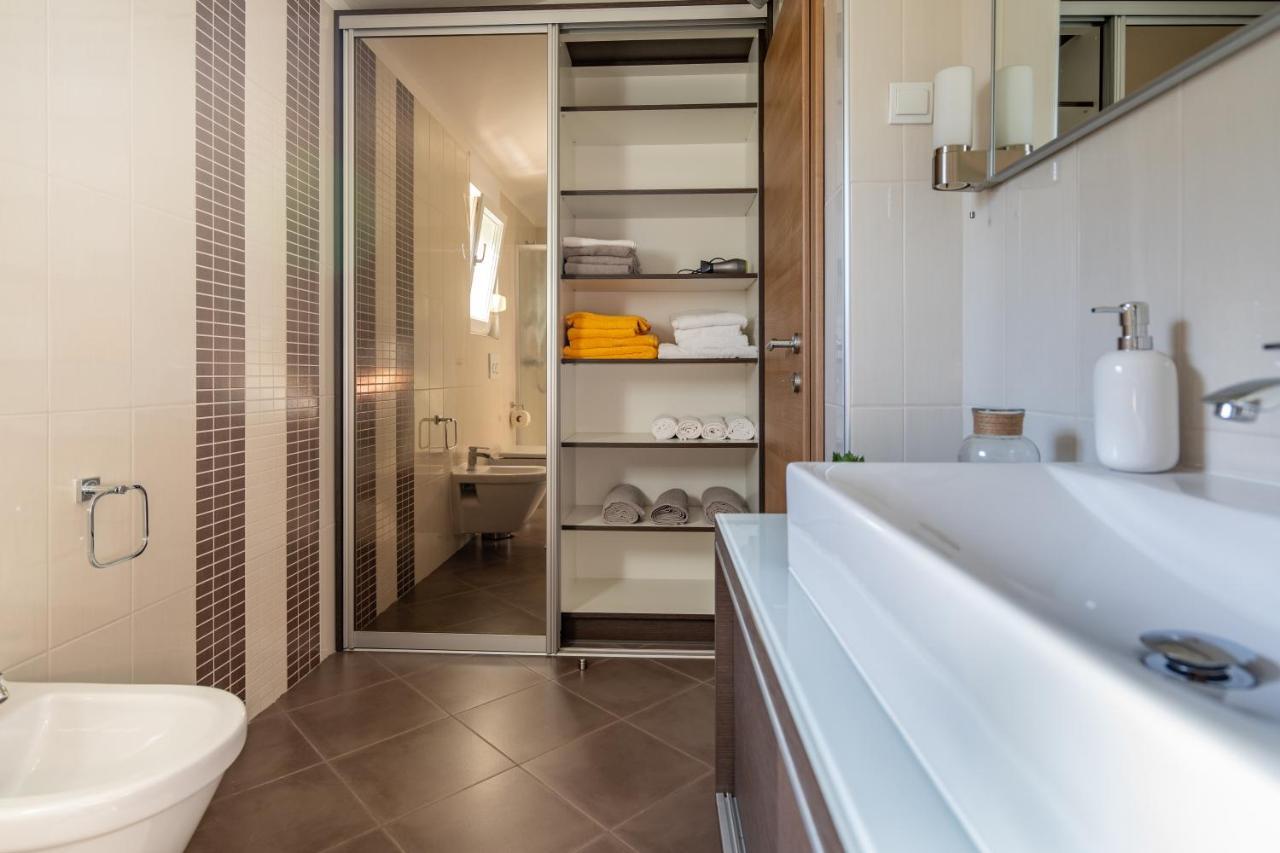 Penthouse Gea Apartment Premantura Exterior photo