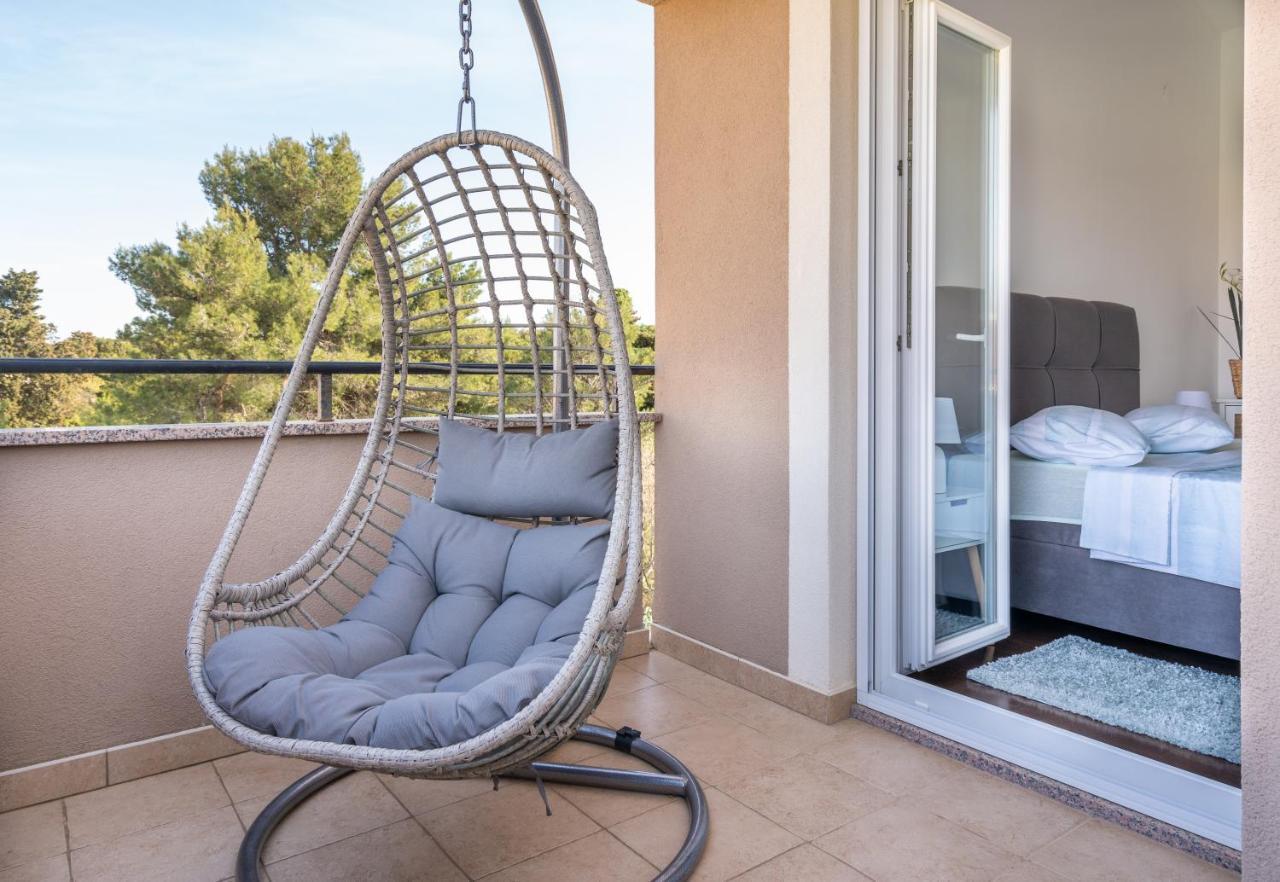 Penthouse Gea Apartment Premantura Exterior photo