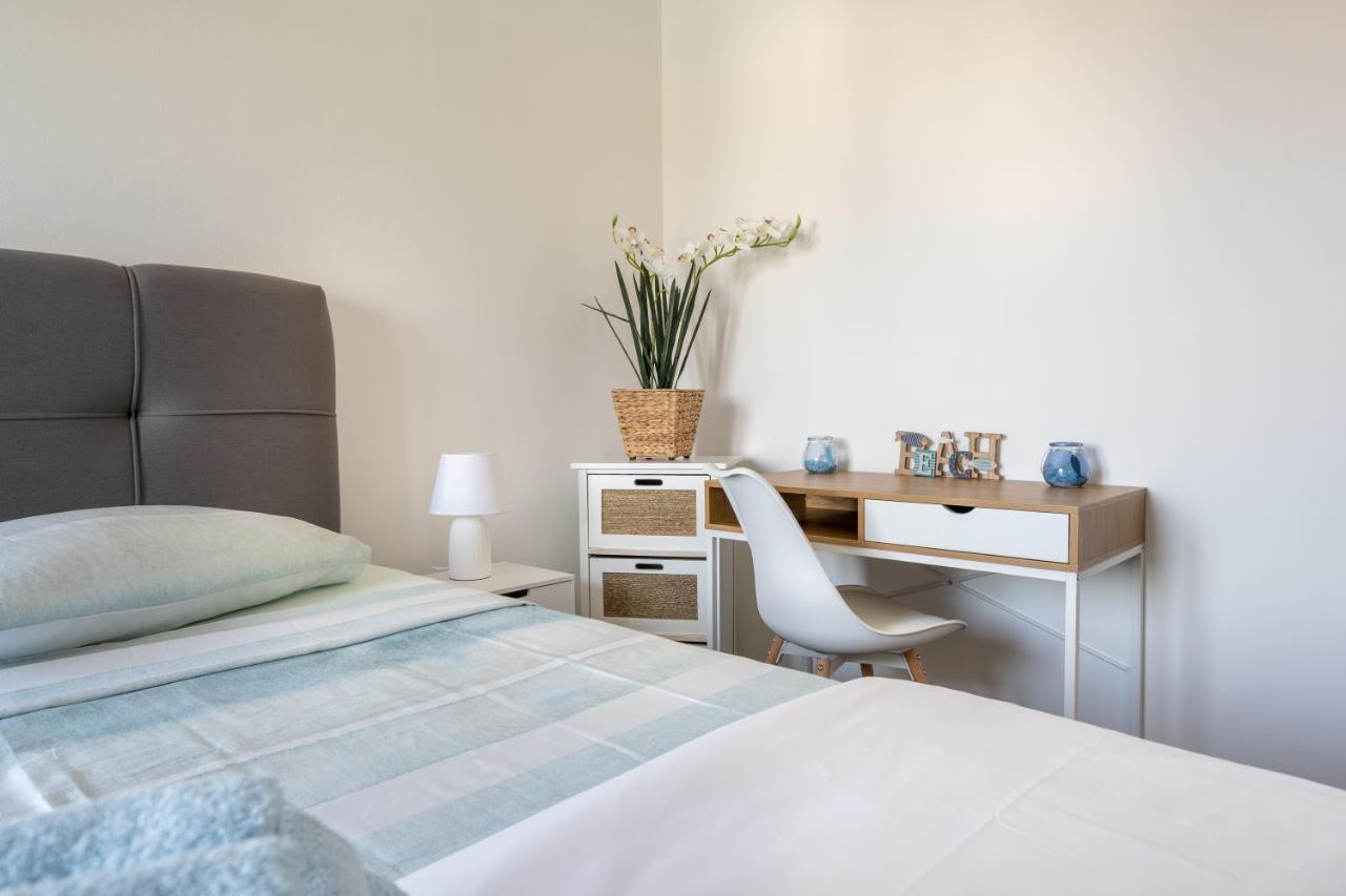 Penthouse Gea Apartment Premantura Exterior photo